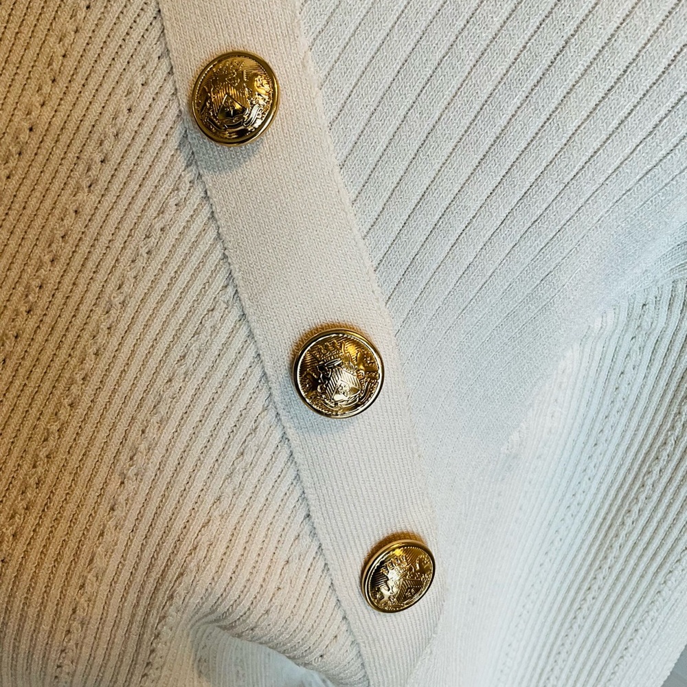 Militant Style Turtleneck - Picture 4 of 8